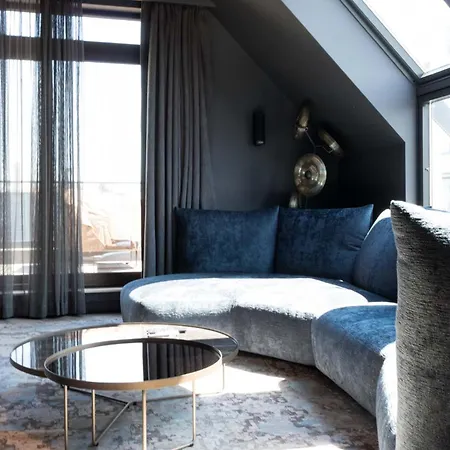 Beachfront Luxurious Penthouse With Panoramic View Apartment